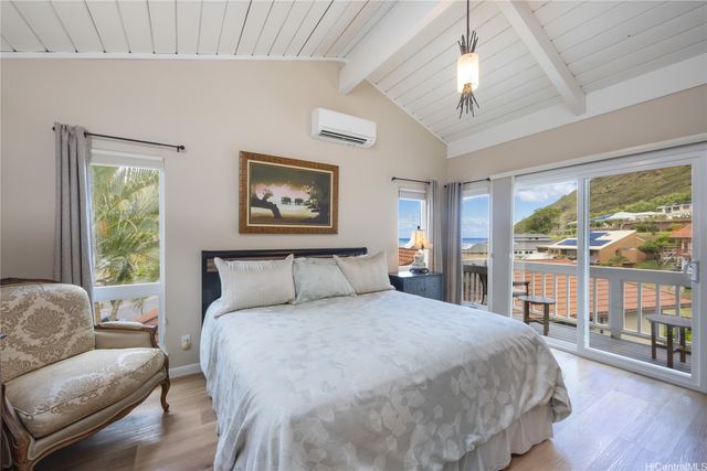 6046 Haleola Street, Honolulu, HI 96821