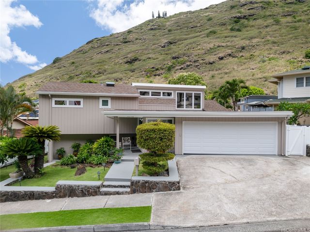 6046 Haleola Street, Honolulu, HI 96821