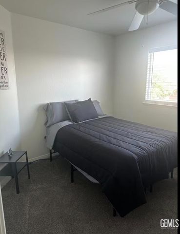 2307 Trentino Avenue, Bakersfield, CA 93313