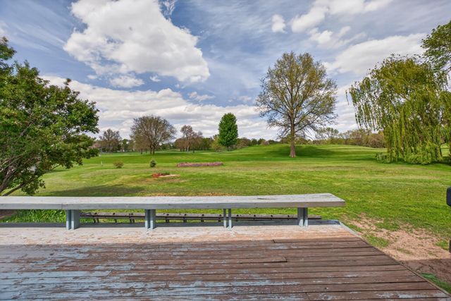 1828 Pinehurst Lane, Waterloo, IA 50701