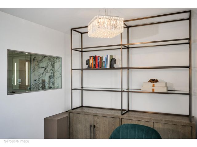 1555 N Dearborn Street 14AB, Chicago, IL 60610