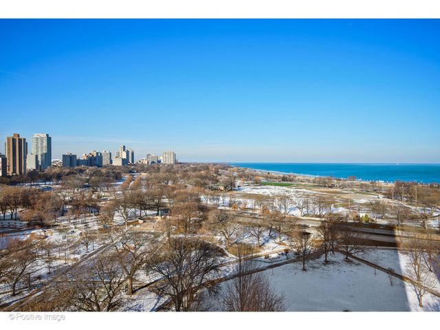 1555 N Dearborn Street 14AB, Chicago, IL 60610