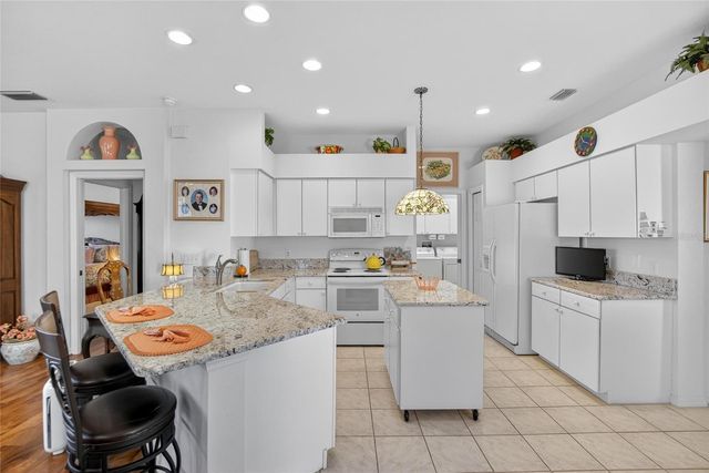 2631 EAGLE GREENS DRIVE 16, Plant City, FL 33566