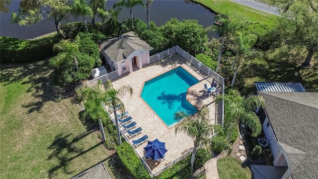 2631 EAGLE GREENS DRIVE 16, Plant City, FL 33566