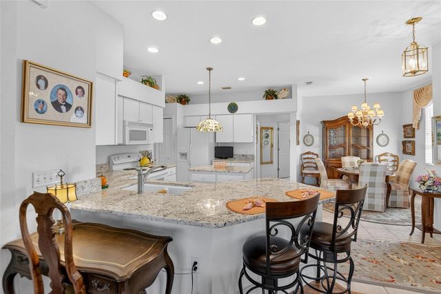 2631 EAGLE GREENS DRIVE 16, Plant City, FL 33566