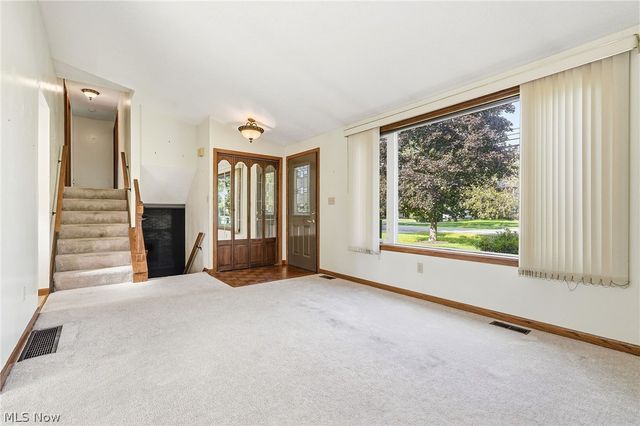 5489 Young Road, Stow, OH 44224
