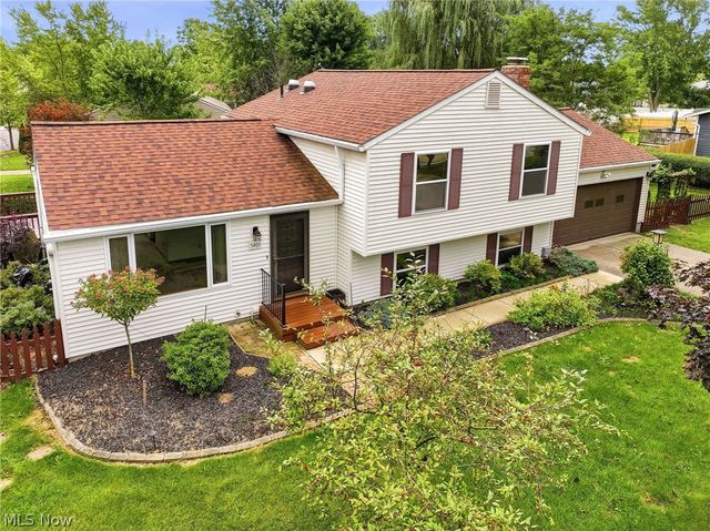 5489 Young Road, Stow, OH 44224