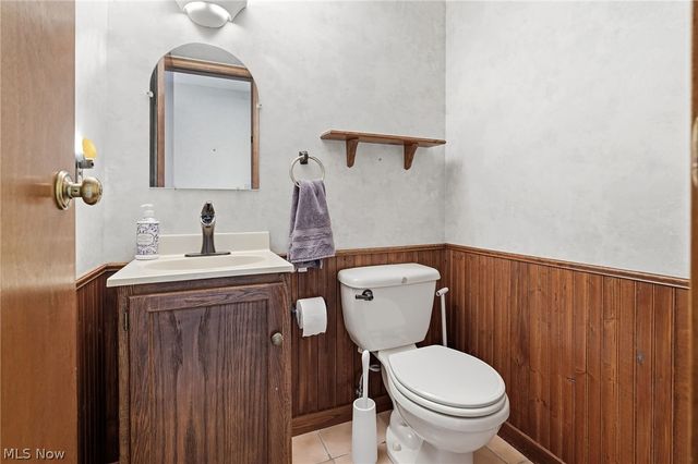 5489 Young Road, Stow, OH 44224