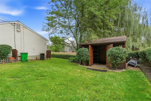 5489 Young Road, Stow, OH 44224