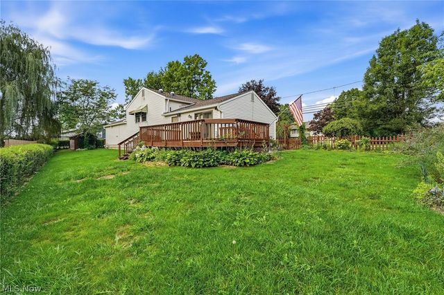 5489 Young Road, Stow, OH 44224