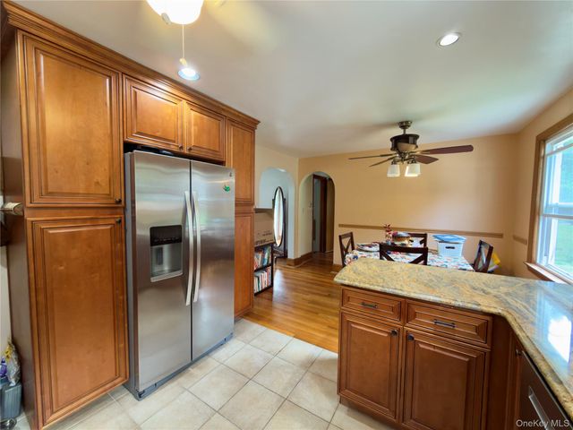 18 Terwilliger Road, Hyde Park, NY 12538
