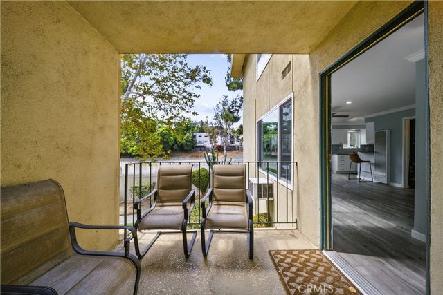 11138 Aqua Vista Street 52, Studio City, CA 91602