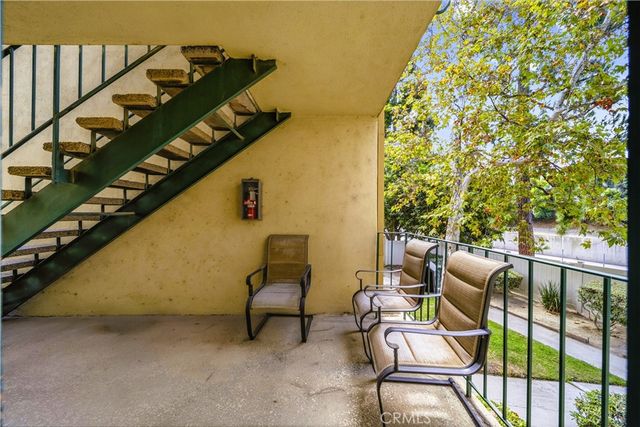 11138 Aqua Vista Street 52, Studio City, CA 91602