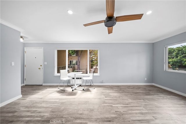11138 Aqua Vista Street 52, Studio City, CA 91602