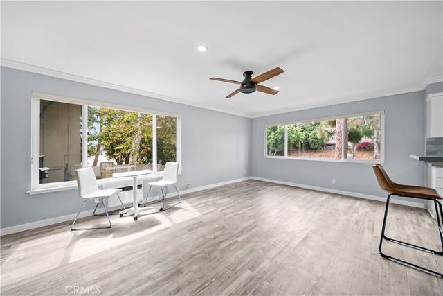 11138 Aqua Vista Street 52, Studio City, CA 91602