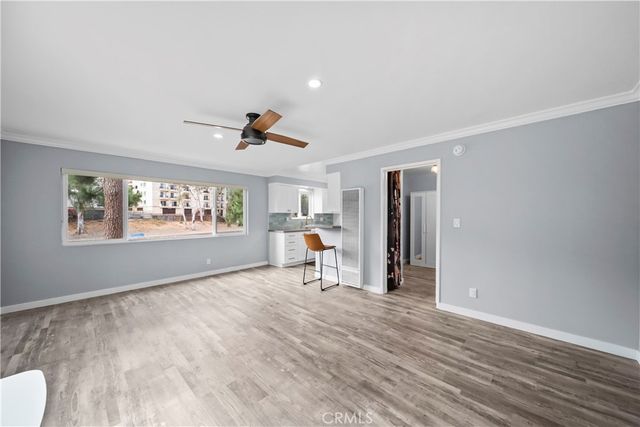 11138 Aqua Vista Street 52, Studio City, CA 91602