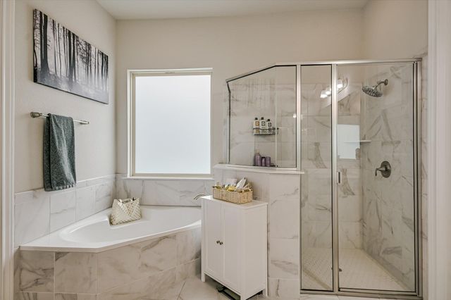 501 Anfield CIR, Austin, TX 78738