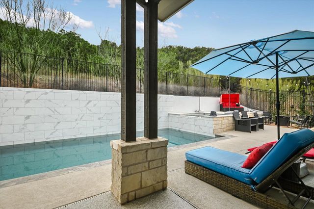 501 Anfield CIR, Austin, TX 78738