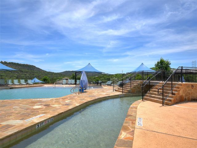 501 Anfield CIR, Austin, TX 78738