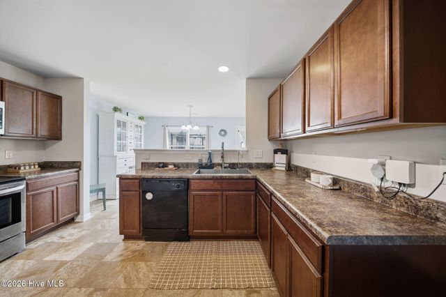 78 E Scotchtown Street NW, Supply, NC 28462