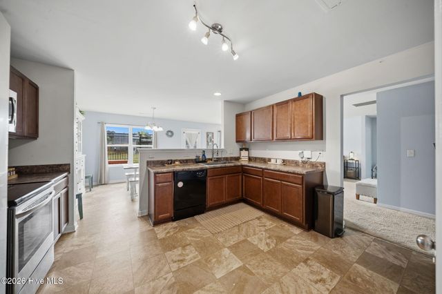 78 E Scotchtown Street NW, Supply, NC 28462