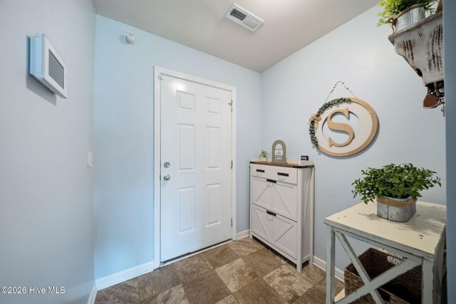 78 E Scotchtown Street NW, Supply, NC 28462