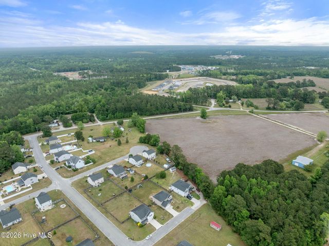 78 E Scotchtown Street NW, Supply, NC 28462