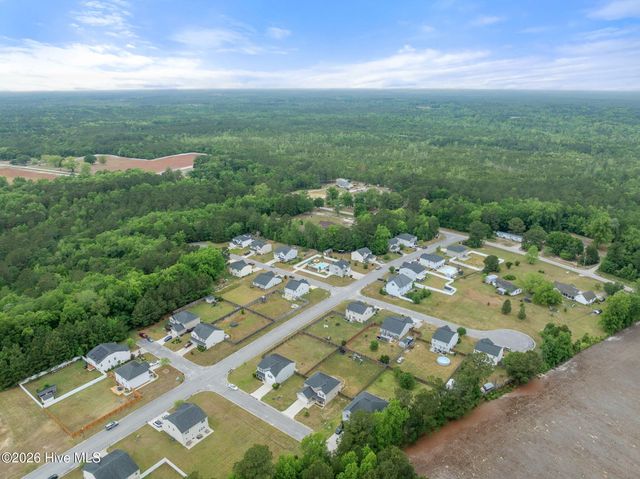 78 E Scotchtown Street NW, Supply, NC 28462