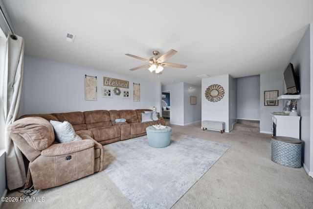 78 E Scotchtown Street NW, Supply, NC 28462