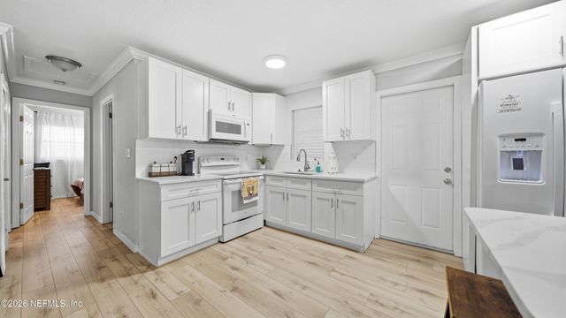 3580 BROCKWAY Road, Jacksonville, FL 32250