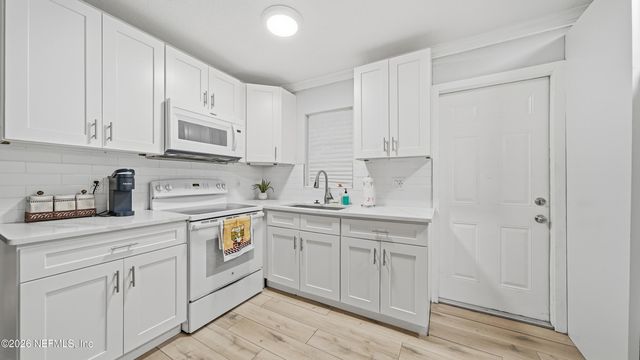 3580 BROCKWAY Road, Jacksonville, FL 32250