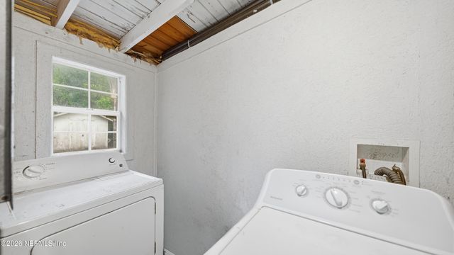 3580 BROCKWAY Road, Jacksonville, FL 32250