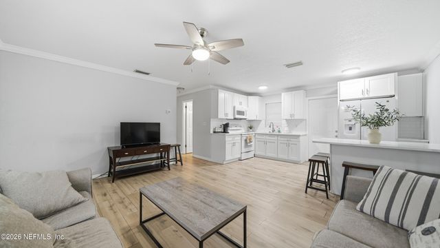 3580 BROCKWAY Road, Jacksonville, FL 32250