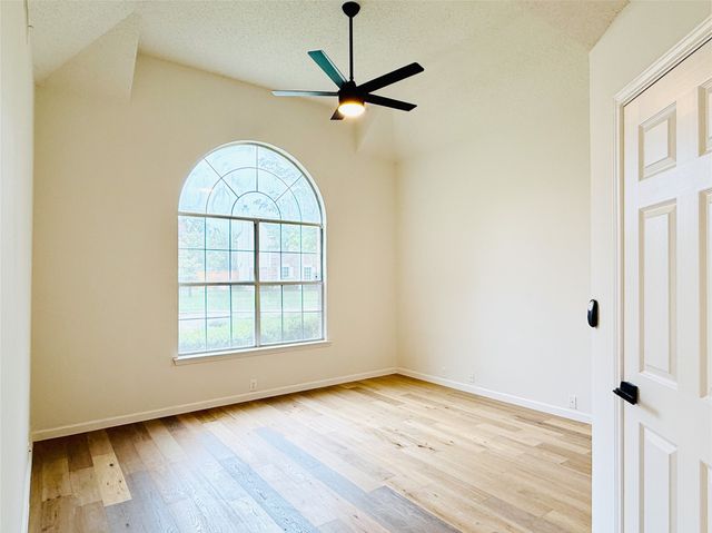 1217 WOODTHORPE Drive, Mesquite, TX 75181