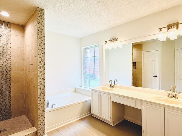 1217 WOODTHORPE Drive, Mesquite, TX 75181