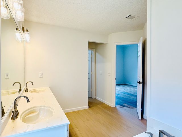 1217 WOODTHORPE Drive, Mesquite, TX 75181