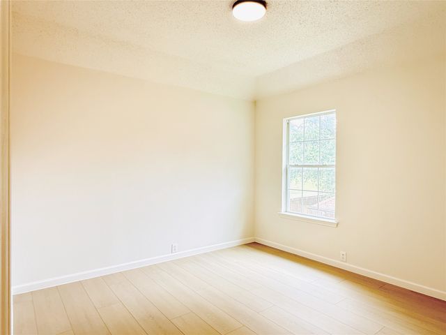 1217 WOODTHORPE Drive, Mesquite, TX 75181