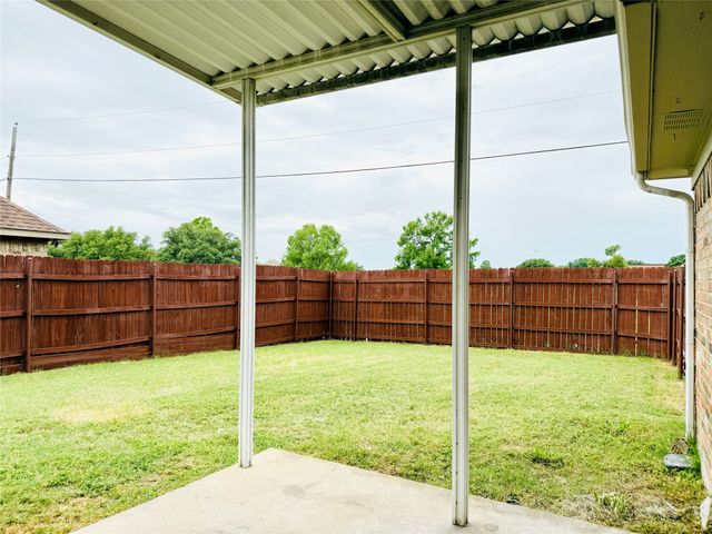 1217 WOODTHORPE Drive, Mesquite, TX 75181