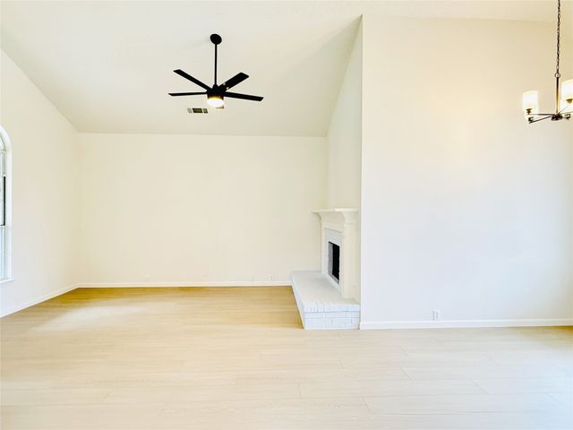 1217 WOODTHORPE Drive, Mesquite, TX 75181