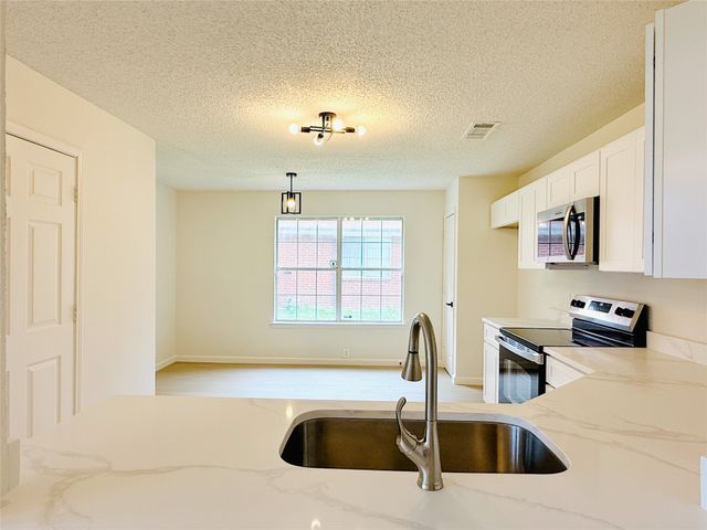 1217 WOODTHORPE Drive, Mesquite, TX 75181