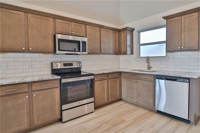 2795 Buccaneer Trail, Bryan, TX 77803