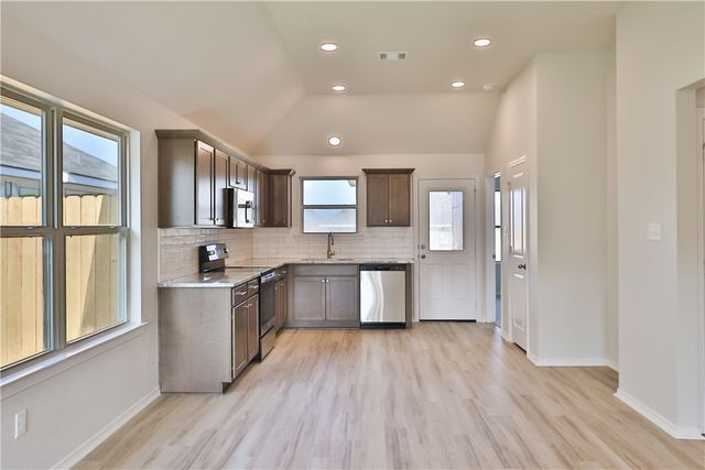 2795 Buccaneer Trail, Bryan, TX 77803