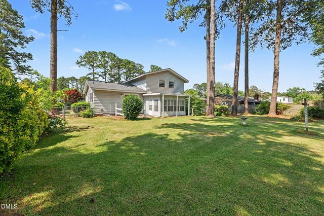 408 Pecan Drive, Selma, NC 27576