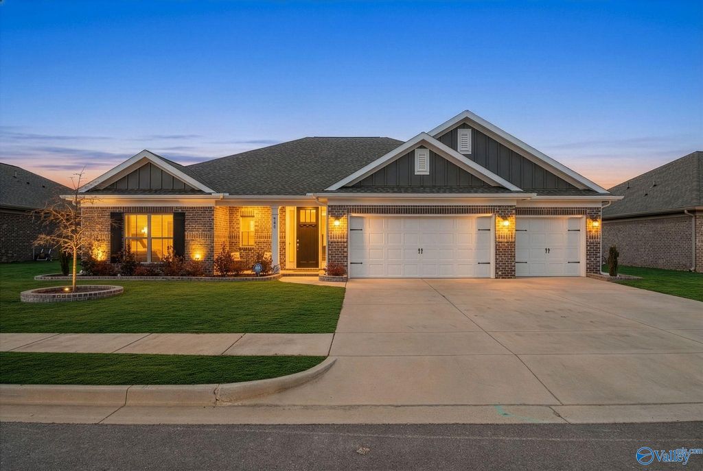 218 John Clift Circle, Madison, AL 35757