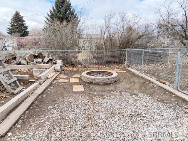 5289 E Free Avenue, Iona, ID 83427