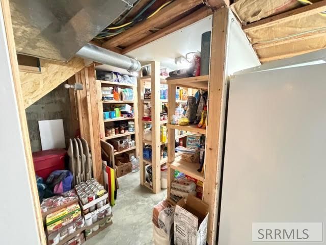 5289 E Free Avenue, Iona, ID 83427