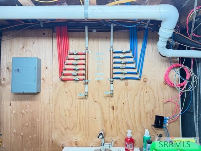 5289 E Free Avenue, Iona, ID 83427