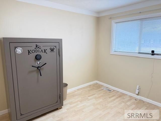 5289 E Free Avenue, Iona, ID 83427