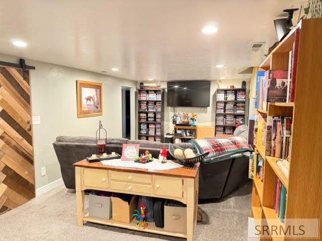 5289 E Free Avenue, Iona, ID 83427