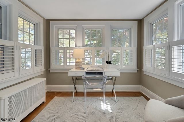 153 N Passaic Ave, Chatham Boro, NJ 07928